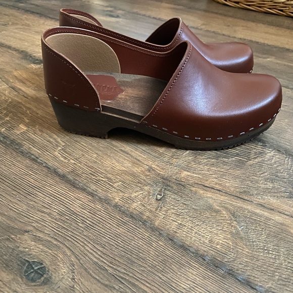 Sandgrens low Brett clog - Picture 2 of 5